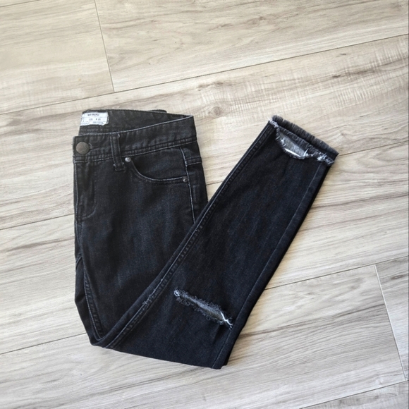 Free People  Skinny Jeans -Size 25w - Picture 1 of 8